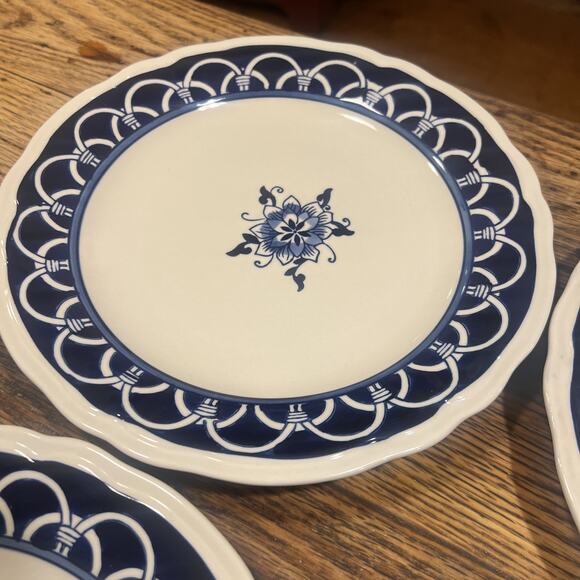 7 Euro Ceramica - Blue Garden Collection - 10 3/8” Dinner Plates EXCELLENT! - Picture 8 of 11